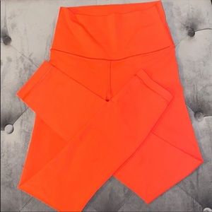 Lululemon Wunder Under leggings